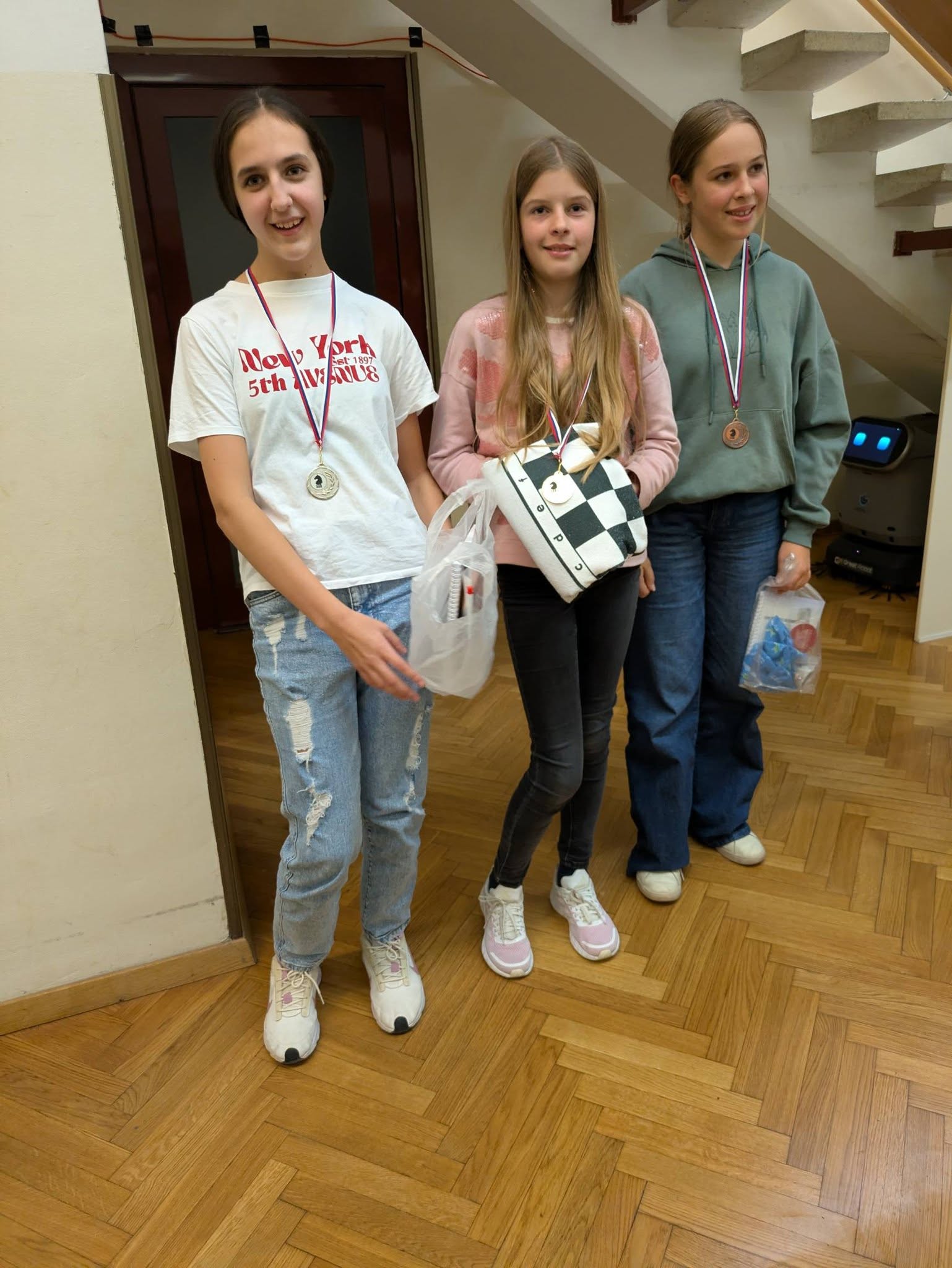 Nagrajenke v kategoriji učenke do 15 let